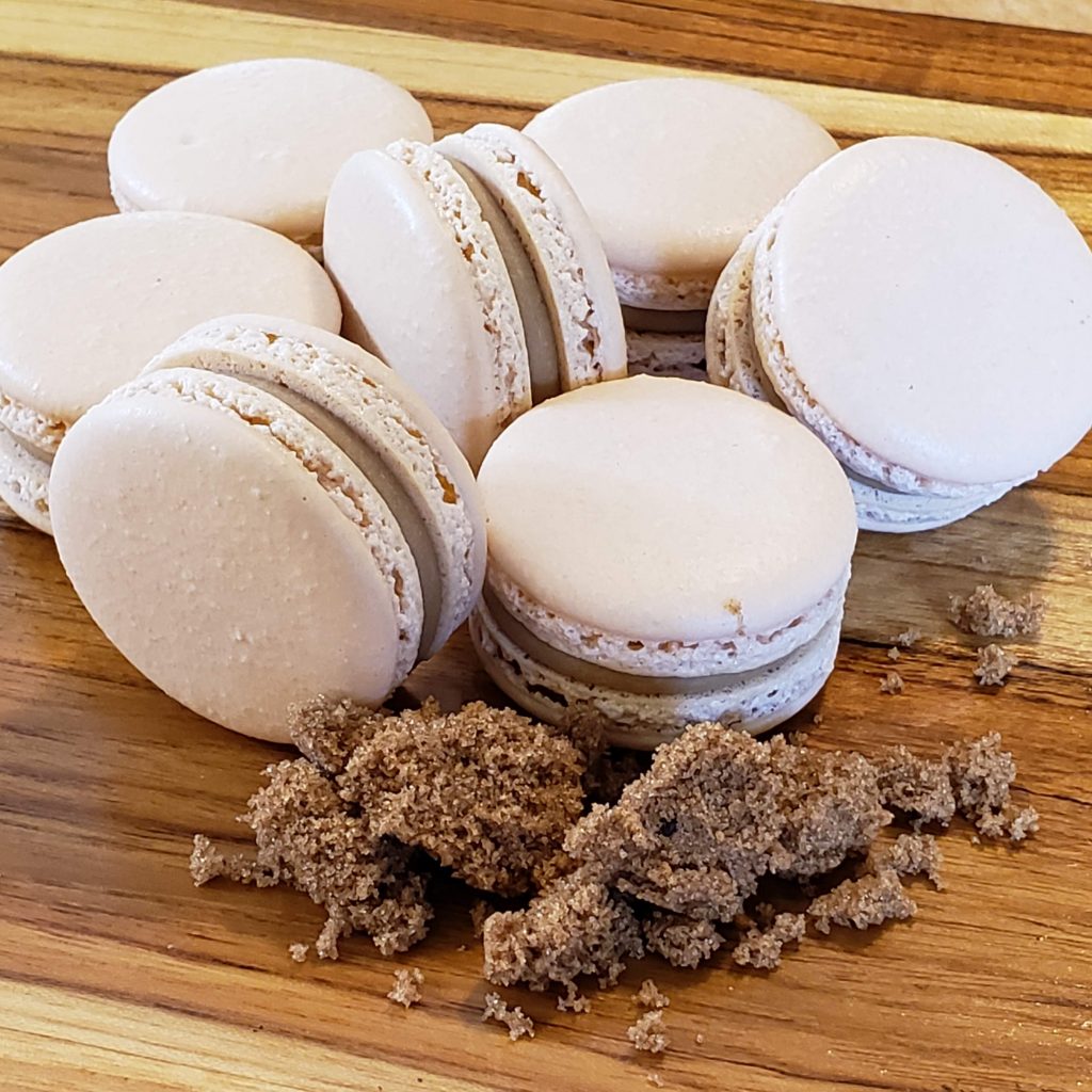 Caramel Muscovado macarons